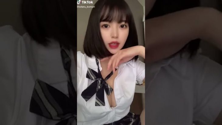 【閲覧注意】伝説のJK 乳ポロリwｗｗTikTok