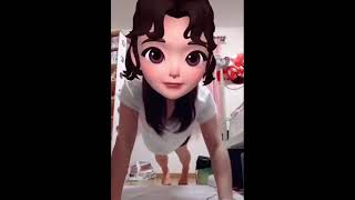 胸チラ　Tシャツ　腕立て伏せ