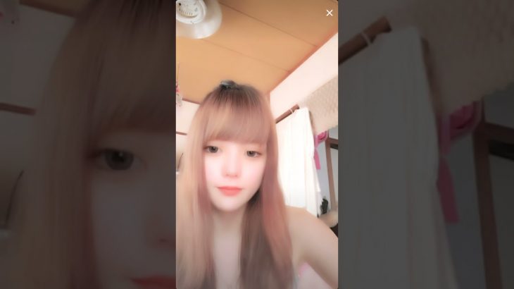TikTokライブ配信中にポロリ(スキップしないで最後まで見るとポロリ確定)
