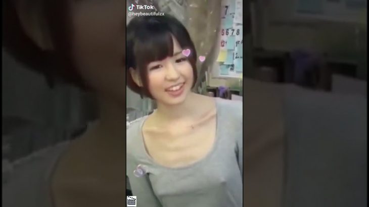 ノーブラ！おまめもばっちり！エロい女の子とエッチな動画TikTok【抖音】