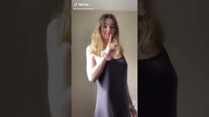 【TikTok】くっきり見えてる… 海外素人ノーブラダンス #shorts