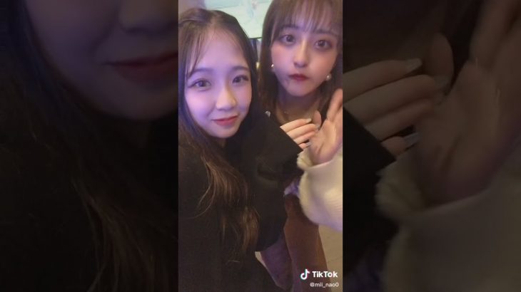 【TikTok】可愛いJKの胸チラ