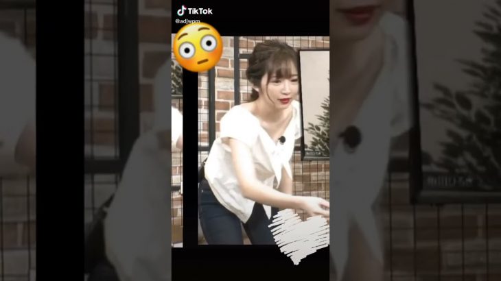 【Tiktok japan】japanese sexy hot girl
2回もブラチラ。気をつけてね