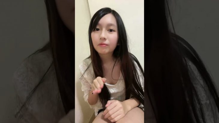 jCの透け 胸チラ #shorts #TIKTOK