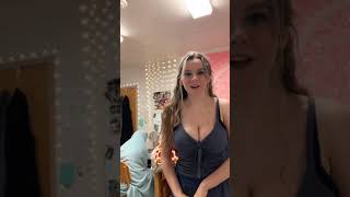 ポロリなショートカット美女網紅直播 tネットレッドライブ Popular Live 風のイタズラ……チラ❤︎