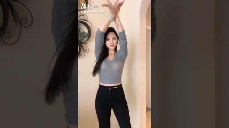 【抖音乳摇】巨乳美女抖奶舞福利視頻集合 @金娜娜哟