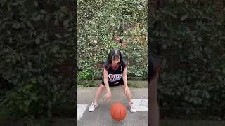 胸チラ狙ってる？後半がオススメ #Shorts