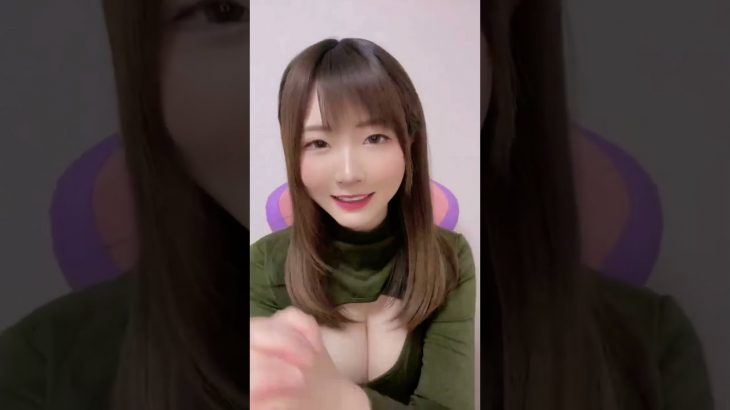 巨乳コスプレイヤー TikTok 腰振りダンス #shorts