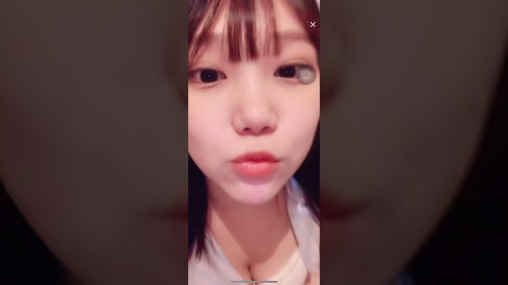 【TikTokライブ】巨乳すぎる10代❓❗️ サービスがすごすぎる