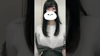 清楚系と思いきや、実はノーブラ…💕