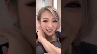 【ブラチラ】美人なお姉さんがたまに見せる谷間にどきっ！