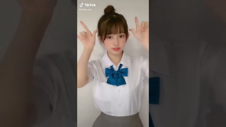 透明感のあるちょうどいいオッパイとか#胸チラ#見えてる#美少女