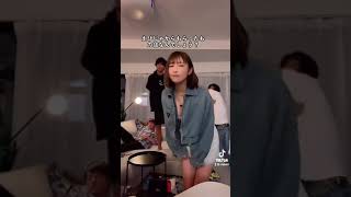 巨乳美女が男3人に囲まれてます