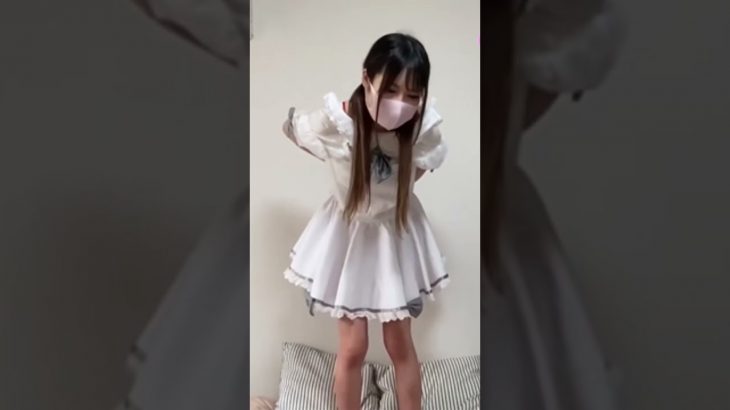 Faculおっぱいポロリ…