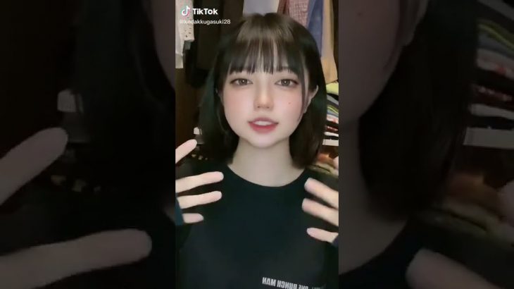 美少女 TikTok 213＃胸チラ＃パンツ#胸ちら#Shorts