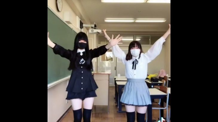 【TikTok】巨乳水着