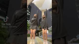 パンチラしてる…#shorts