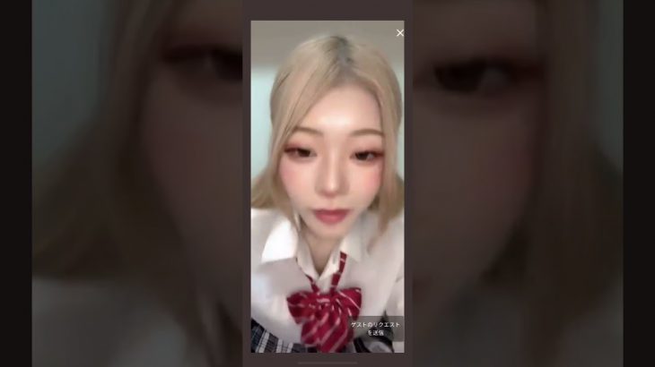 tiktokライブ 脚見たいの？からのM字パンチラ