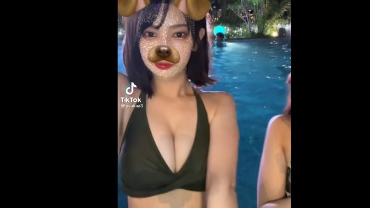 最高にエッチな女の子たち　パンチラ　乳揺れ　ポロリ　谷間　見えそうで見えないスカート