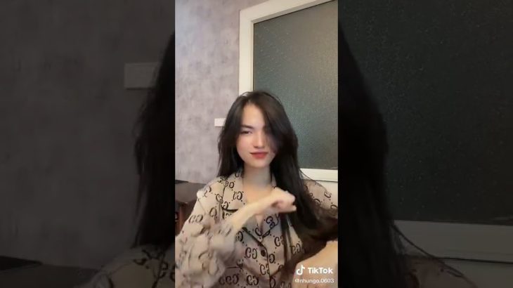 美少女 TikTok 579＃胸チラ＃パンツ#胸ちら#Shorts