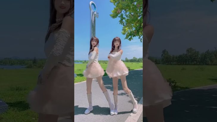 美少女 TikTok 582＃胸チラ＃パンツ#胸ちら#Shorts