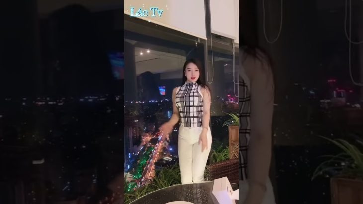 美少女 TikTok 634＃胸チラ＃パンツ#胸ちら#Shorts