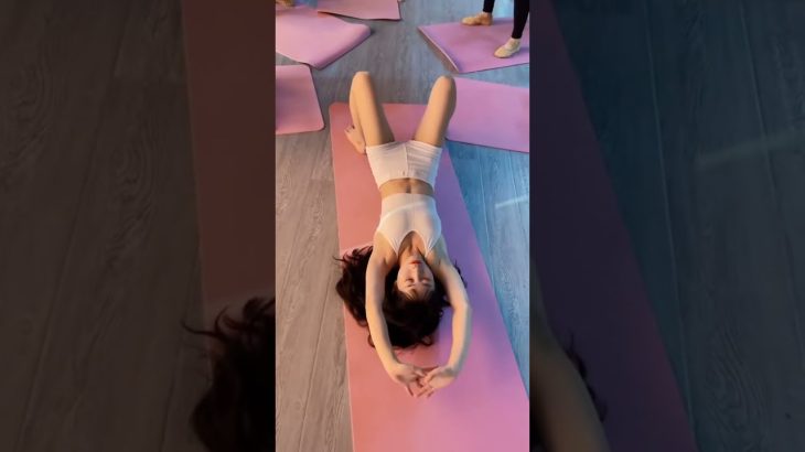 美少女 TikTok 669＃胸チラ＃パンツ#胸ちら#Shorts