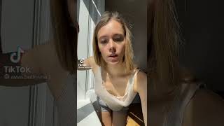 TikTok　美人の外国人がノーブラでその動きはエロ!#shorts