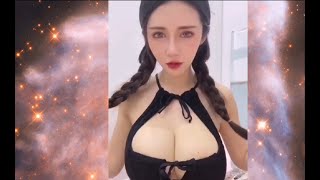 【Tiktok美女搞笑合集】走光#偷拍#童颜巨乳#紧身裤#无内内#搞笑#   单身的男人一定要看，一定要看。。。