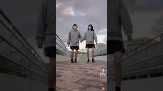 パンチラ見えちゃった