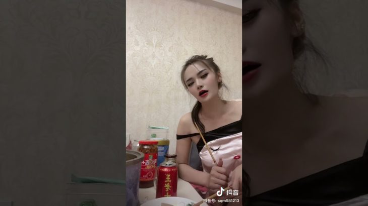 ぼちぼち　ノーブラ