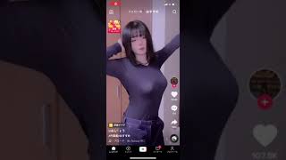 巨乳女子乳揺れ