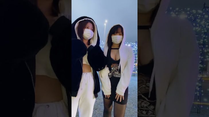 15歳巨乳JCのtiktokダンスが激しすぎて乳揺れwwwえちすぎ 谷間 抜ける シコシコ動画 見えちゃう インスタ JK ブラチラ