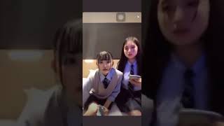インスタライブ中にミニスカ制服JKが足組み替えてパンチラwww ハプニング tiktok 同級生抜きまくり シコシコ動画 えちすぎた