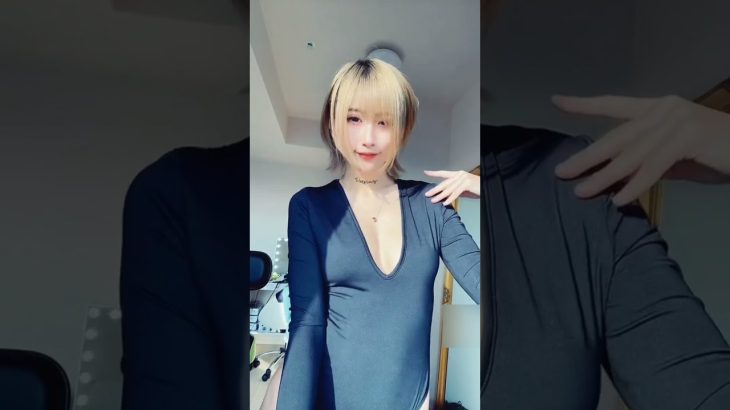 【TikTok】ノーブラ？？エロ過ぎるんだけど😍💘  #TikTok#shorts#ノーブラ#ボンテージ#Bonteji#コスプレ#谷間#胸元#エロい#おかず#美乳#巨乳#かわいい#おすすめ