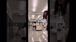 パンチラ#高校生 #高校生の日常 #jk #tiktok #tiktokvideo #ライブ #胸キュン #胸筋 #パンツ #パンチラ