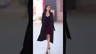 巨乳+深溝+長腿訂閱了嗎