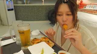 【じゅえりー】ホテルでのひととき【胸チラ】