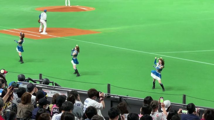 これが噂の「きつねダンス」日本ハムファイターズのチアダンス